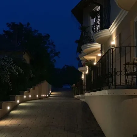 Mona Lisa アパート *