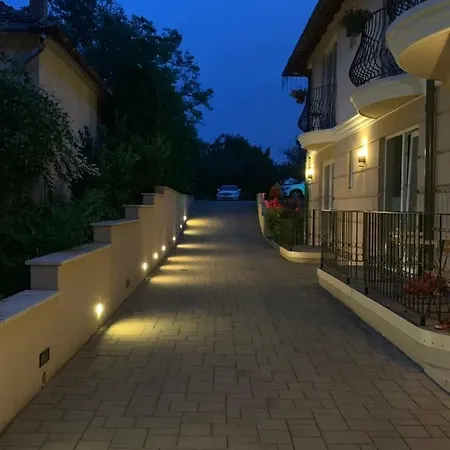 Mona Lisa * ヘーヴィーズ