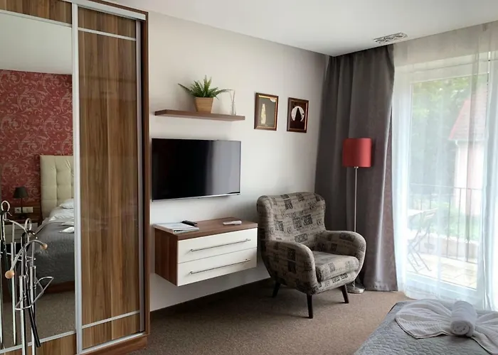 Mona Lisa Apartment *